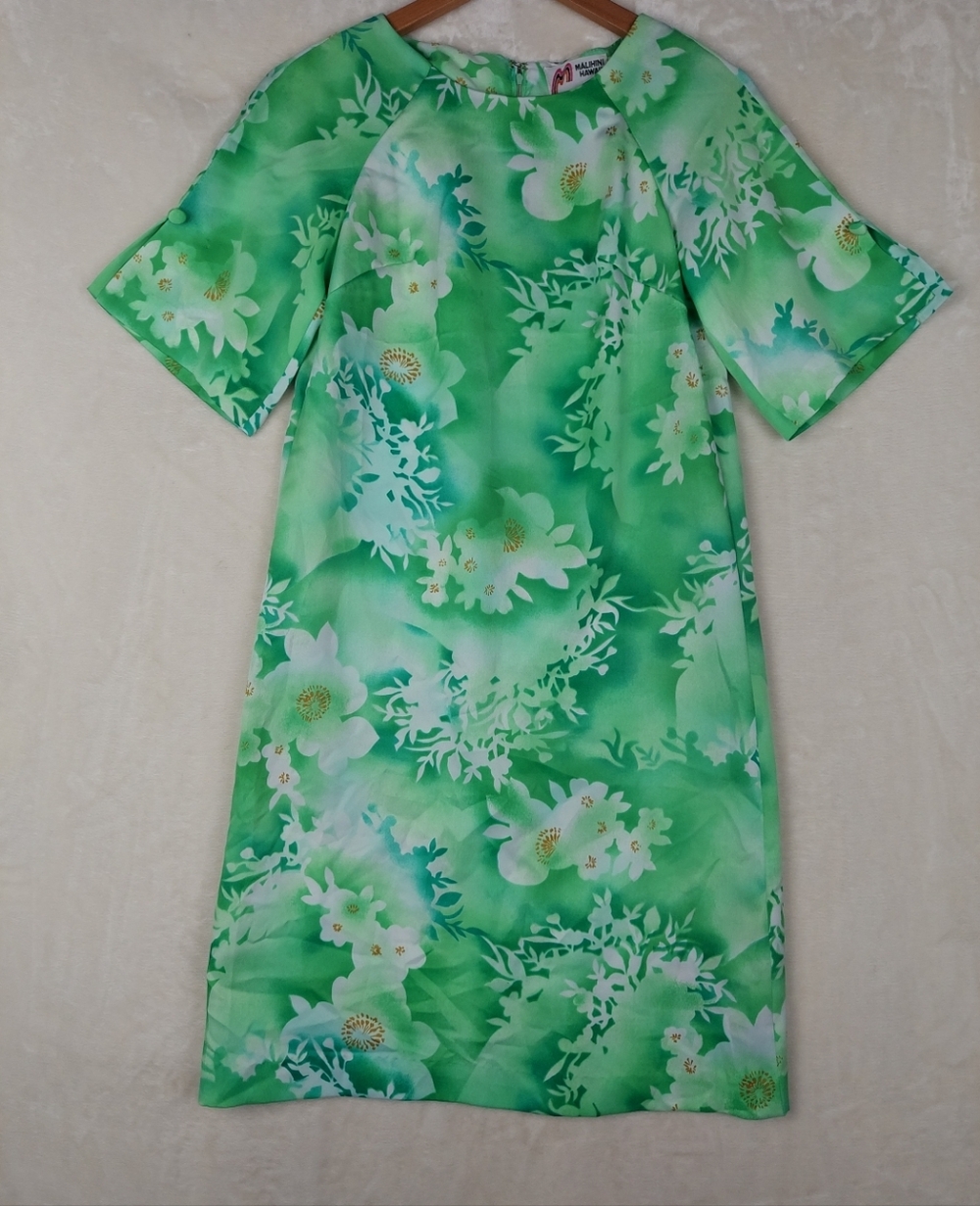 VTG 60s Malihini Hawaii Green Floral Designer Dress Tropical Resort Vacation
